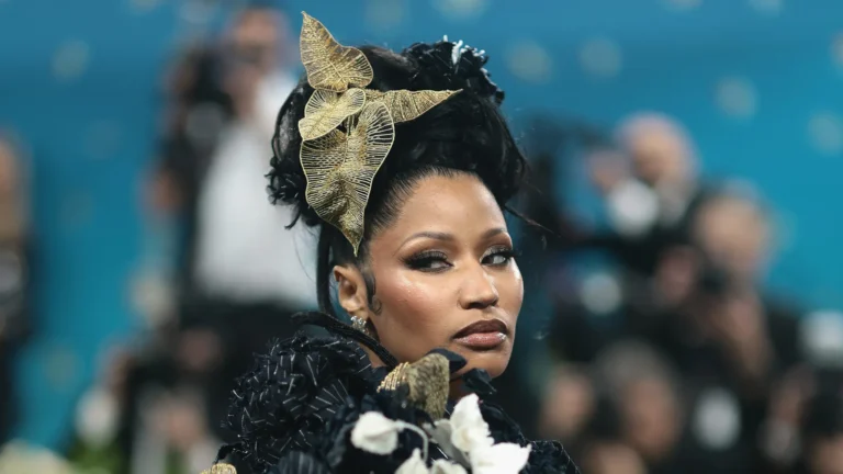 2214286632-e1760449440975