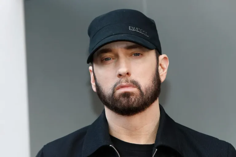 eminem-hwof-2020-billboard-1548