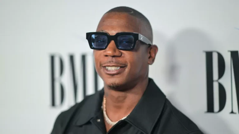 6595c4ffc9b012db867e905c