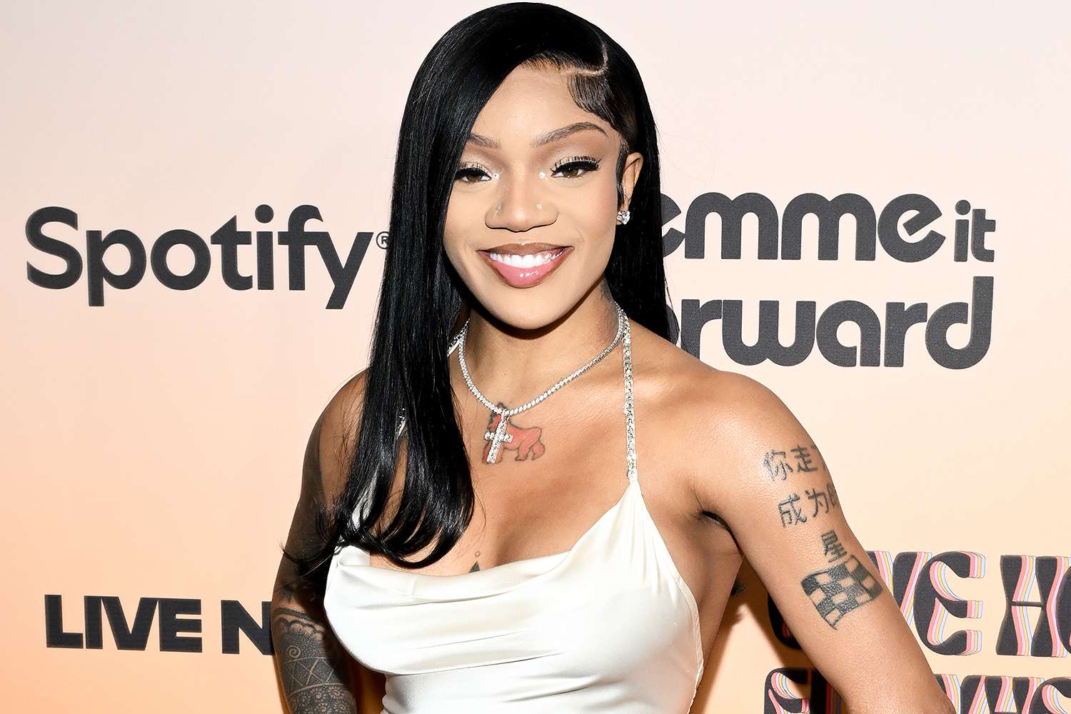 glorilla-los-angeles-tout-111324-021cb8fb59644fe285d3b249b18c3dc0